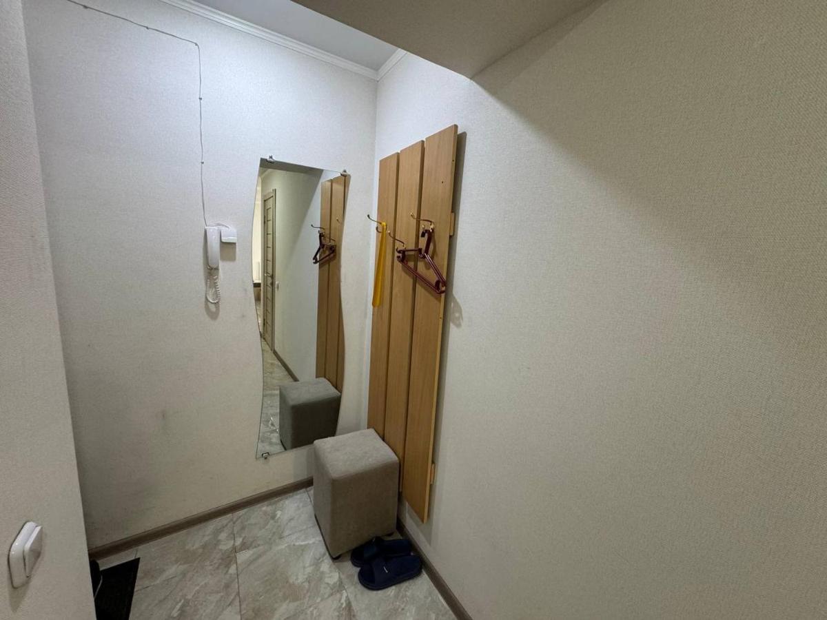 Светлые И Уютные Апартаменты С Выходом В Центральный Парк Qostanay Esterno foto